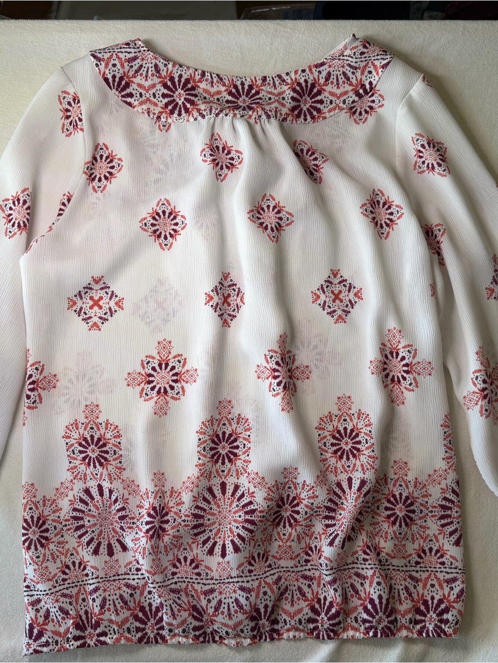 Maurices Womens XL Boho Blouse Medallion Print Lace Up Split Sleeve Tie Cuff - Picture 2 of 13